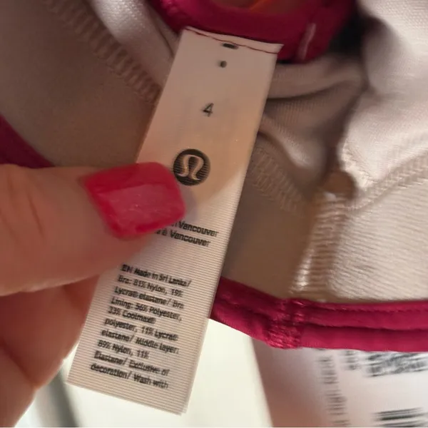 Lululemon Flow Y Wrap-Front High-Neck Bra *Light Support, B/C Cup. NWT SIZE 4 - Image 4