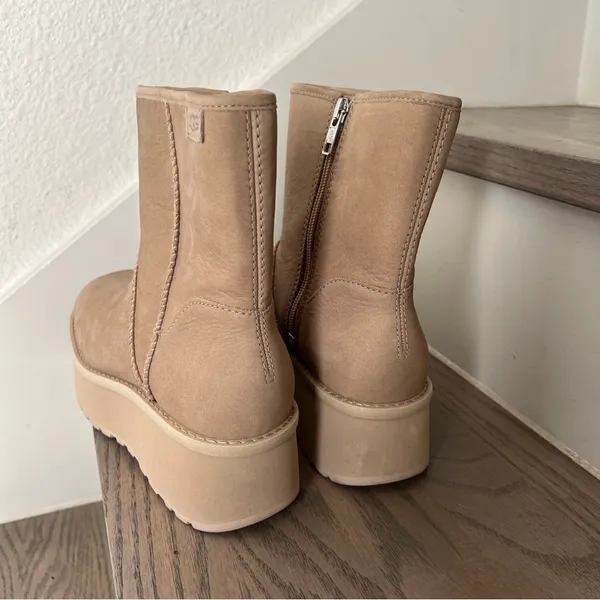 UGG Cityfunc Mid Platform Boots Women’s - MDSD Tan - 7 - Image 4
