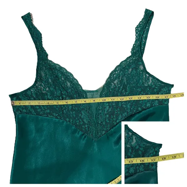 Victoria’s Secret Gold Label Lace Satin Gown - Green - Large - Image 3