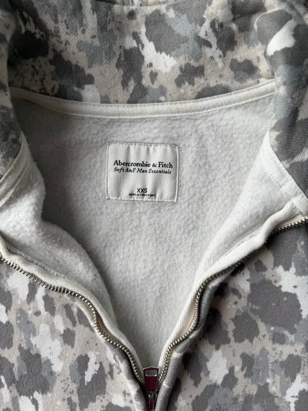 Abercrombie Sunday Essential Half-Zip - Image 2