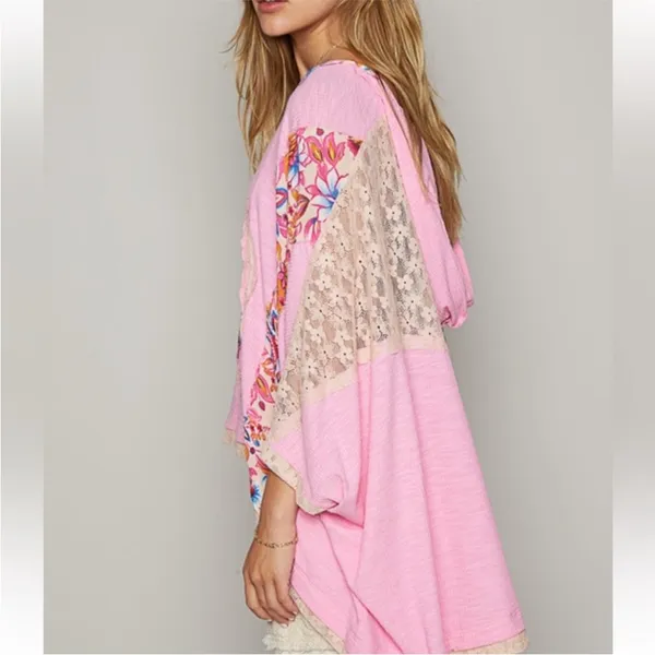 NEW POL Pink Blush Oversized Peace Sign Floral Mixed Media V-Neck Hoodie Top S - Image 3