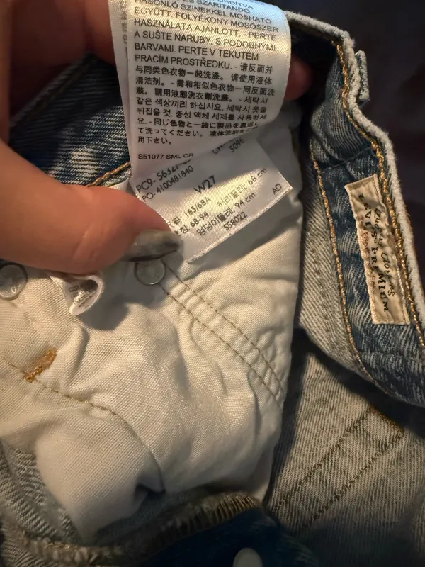 Levi’s 501 Shorts - Image 3