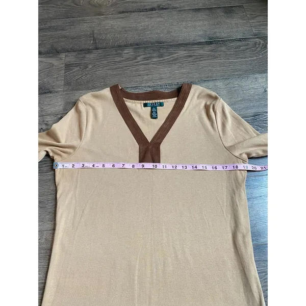 EUC Womens Lauren Ralph Lauren 100% cotton suede trim vneck‎ top size L - Image 8