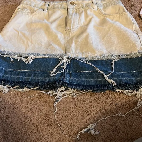 My twin twin‎ set distressed skirt small - Image 2