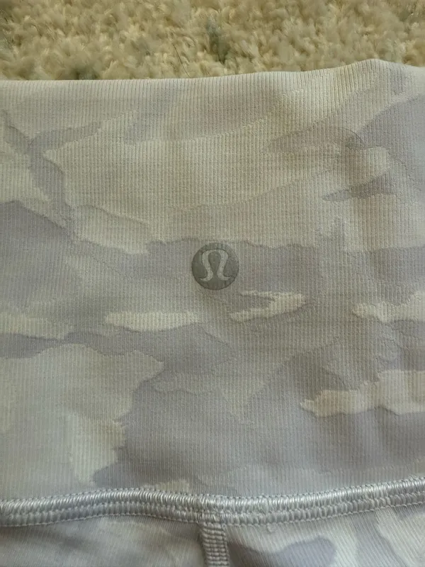 Lululemon Biker Shorts Align - Image 3