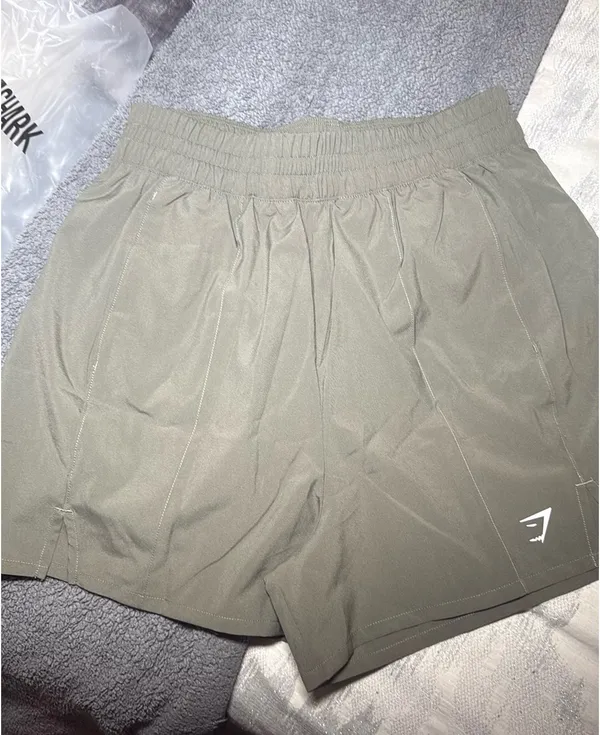 Gymshark green shorts size small - Image 8