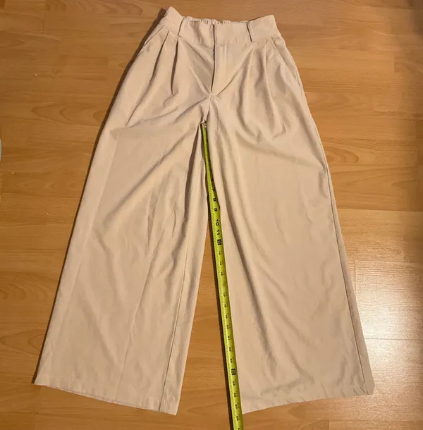 Alo Yoga High-Waist Dreamscape Trouser (Short) Macadamia XXS - Image 5