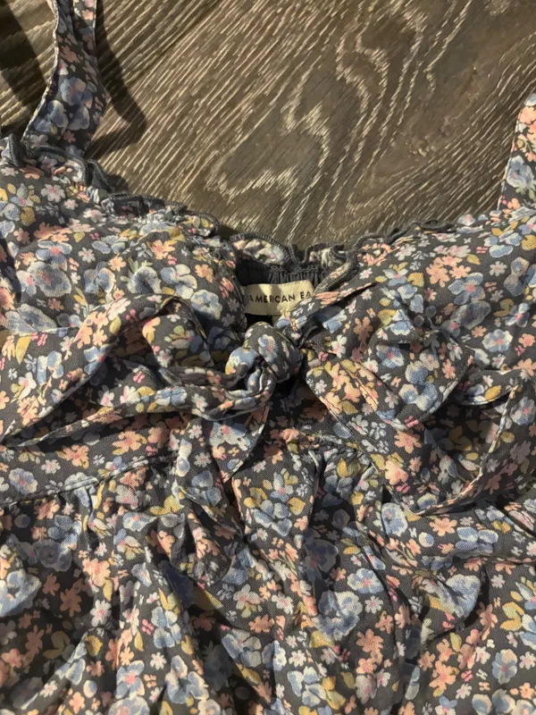 American Eagle Crop Top - Image 3