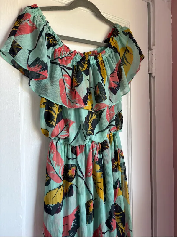 Express Tropical Ruffle Off the Shoulder High Low Maxi Dress Mint Green Small - Image 3
