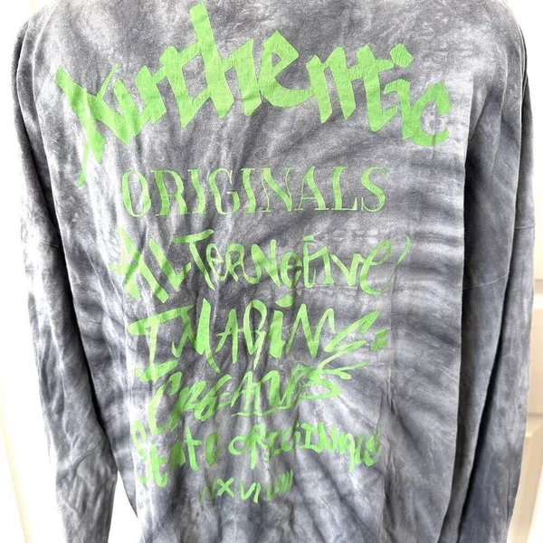 Urban Outfitters grey long sleeved authentic tie dye shirt - Image 8