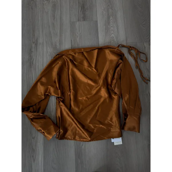 Commense Elegant Copper Minimalist Satin Asymmetrical Cold Shoulder Blouse XS - Image 2