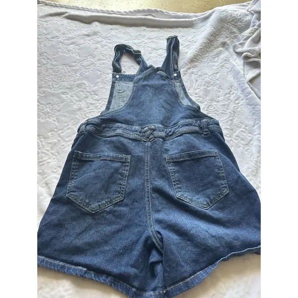 Almost Famous Romper, Women's Size 13 Blue, Denim, Overalls Shorts Distressed - Image 15
