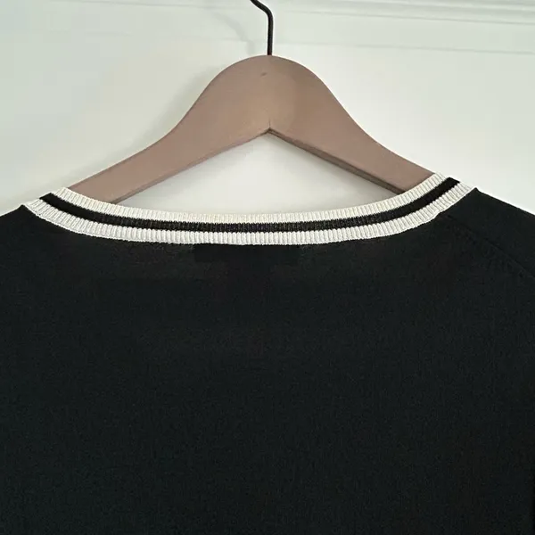 The Limited Colorblock Knit Top Black Cream Size M - Image 9
