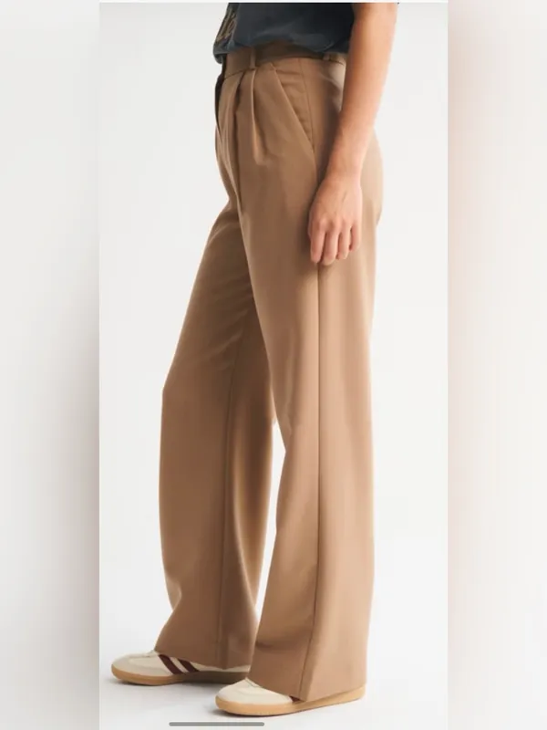 Abercrombie & Fitch High-Waist Wide Leg Pants in Camel Brown - Image 3