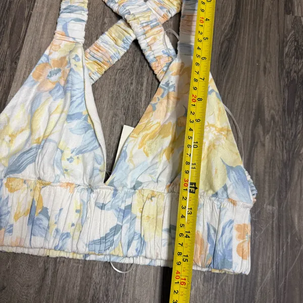 Abercrombie & Fitch White Floral V-Neck Crop Cami with Yellow & Blue Blooms - Image 7