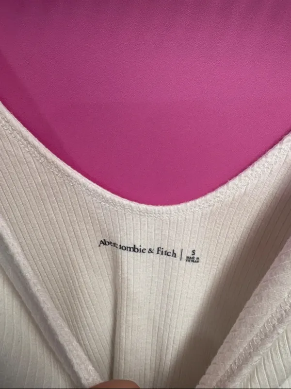 Abercrombie Women’s White Ribbed Tie-Front Bodysuit - Image 2