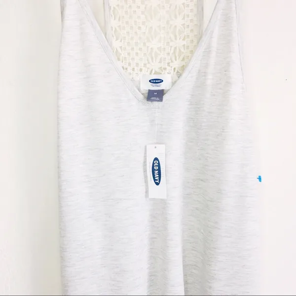 Old Navy lace top - Image 4