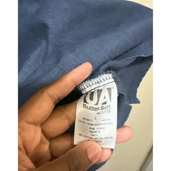 UA Butter Soft Stretch‎ Scrub Top Blue V Neck Short Sleeve Women's Size L - Image 8