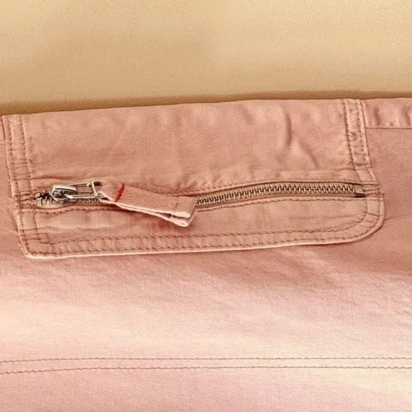 ANTHROPOLOGIE Pilcro Satin Cargo Parachute Pants Pink Combo Size 31 NEW - Image 11