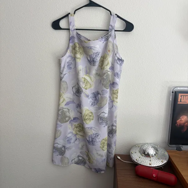 Soda Blu Vintage 90s Floral Rose Print Mini Shift Dress Lavender Green Medium - Image 3