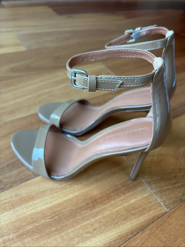 NWOT Rebecca Allen heels Brown Size 6.5 - Image 3