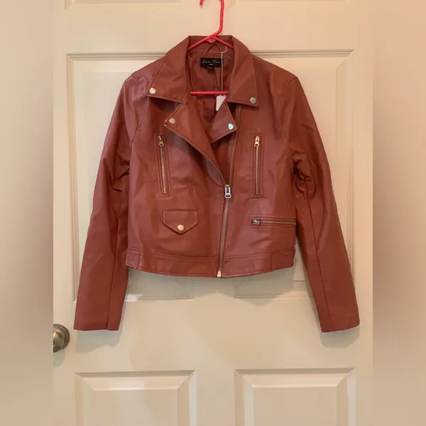 Love Tree Women's Rust Brown Faux Leather Jacket. Size-Large - Image 3