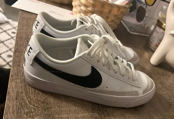 Blazer Low Shoes Size 6 - Image 7