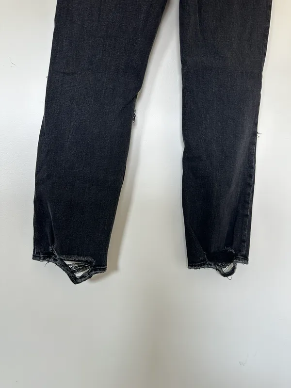 Abercrombie Ultra High Rise Ankle Straight Jean - Image 10
