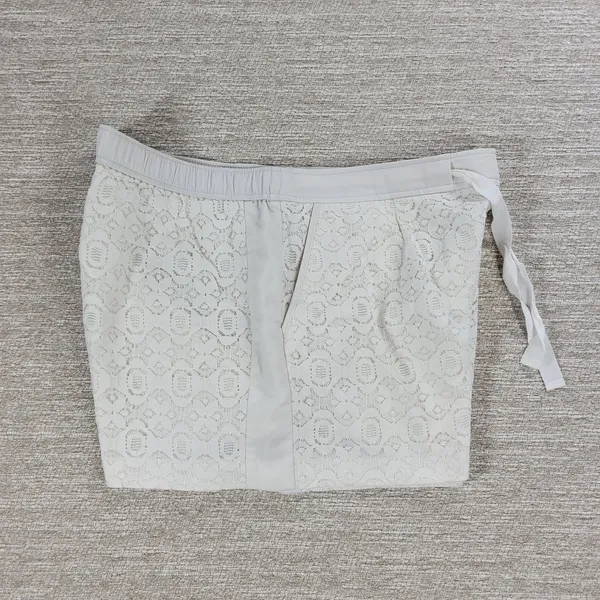 Ann Taylor LOFT Lace Shorts Womens 12 White Loose Elastic Waist Resort Vacation - Image 11