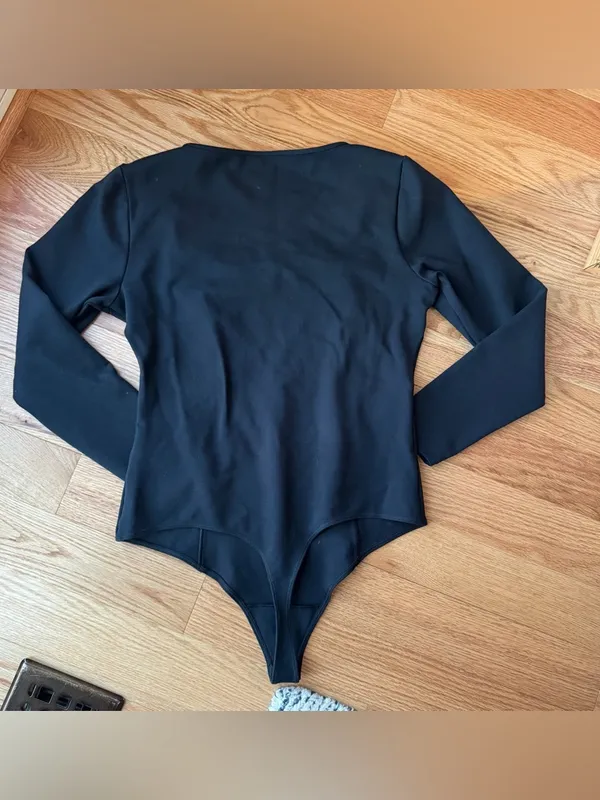 Abercrombie Soft A&F Collection Sweetheart Neck Long Sleeve Bodysuit Black Large - Image 7