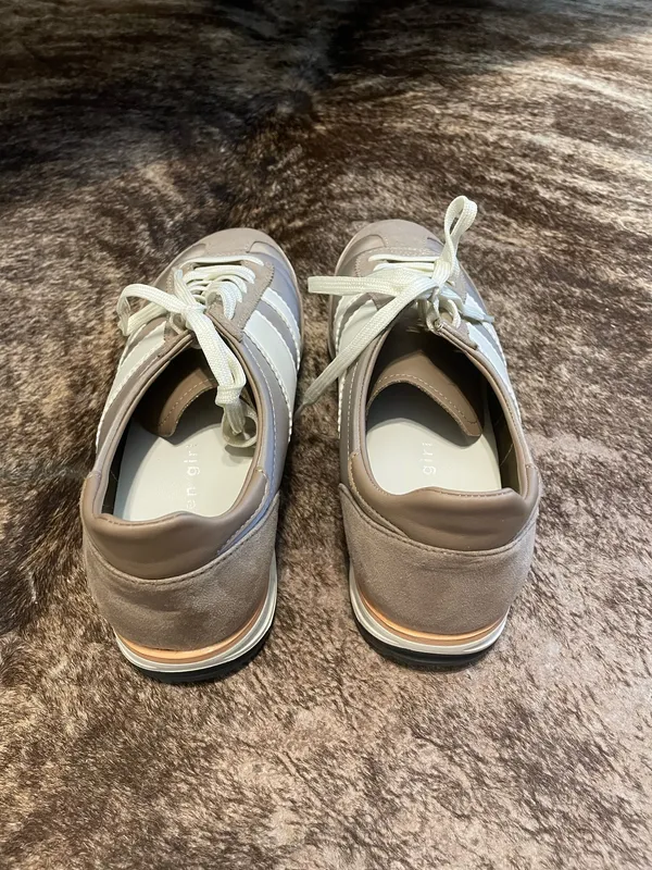 Madden Girl Sneakers - Image 3