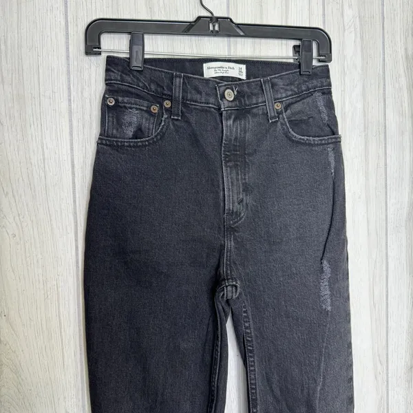 NWT Abercrombie & Fitch Ultra High Rise 90s Straight Jean Black Destroy 24 / 00R - Image 5
