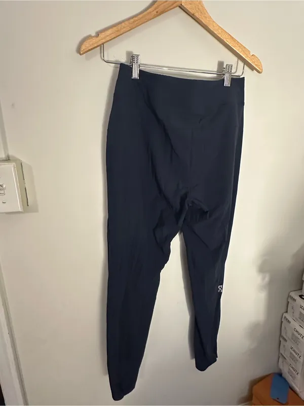 ON lightweight track pants extra small navy Blue Size XS - Image 3
