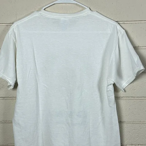 Gold’s Gym Thousand Oaks White Tee size M - Image 5