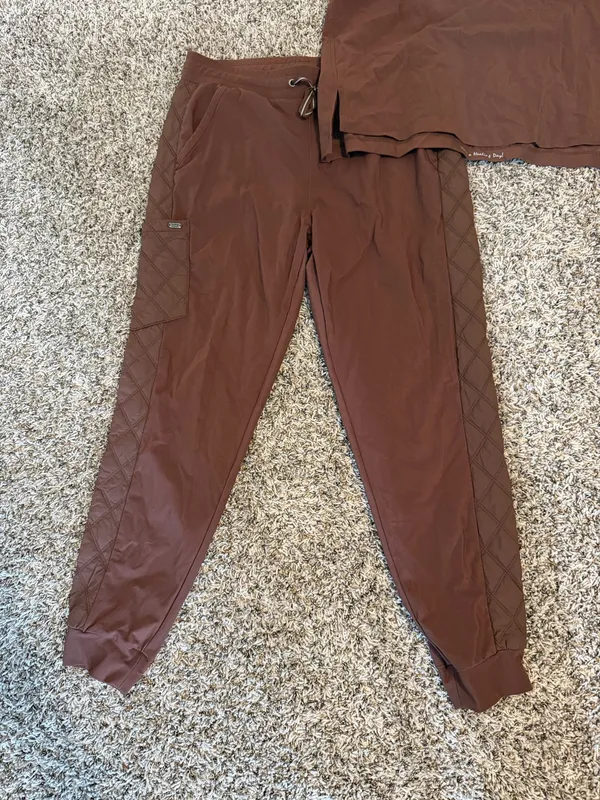 Rare Healing Hands Knit Jogger Scrub Set sz L - Image 2