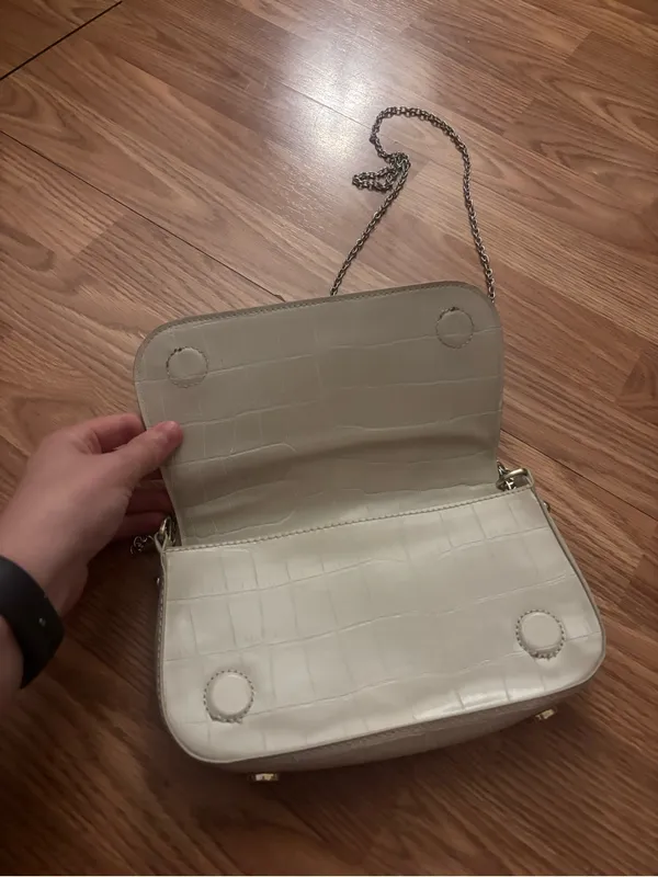 Zara Light Cream Croc-Embossed Chain Shoulder Bag - Image 5