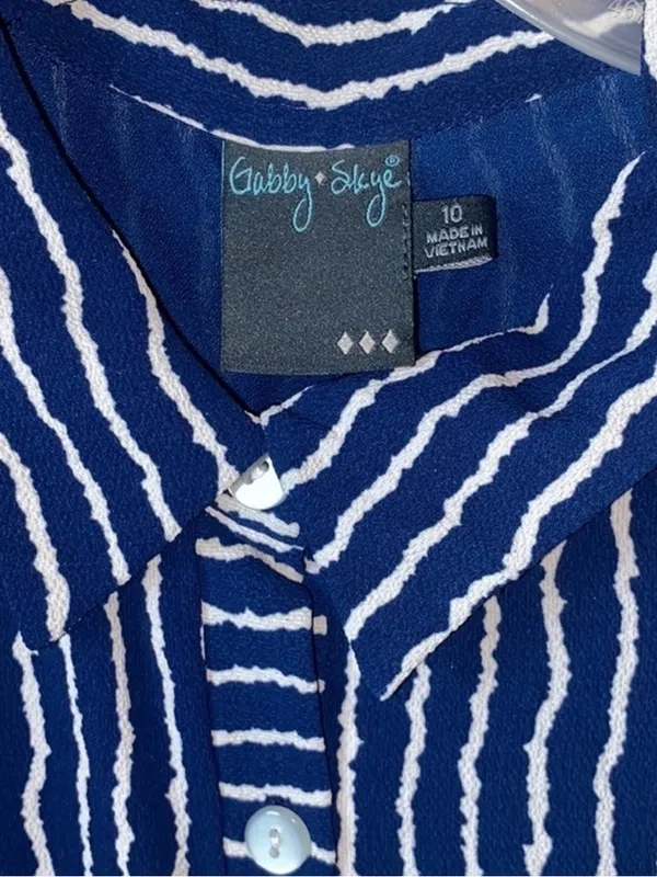 Gabby Skye Sleeveless Navy and White Striped Button-Front Dress - Image 2