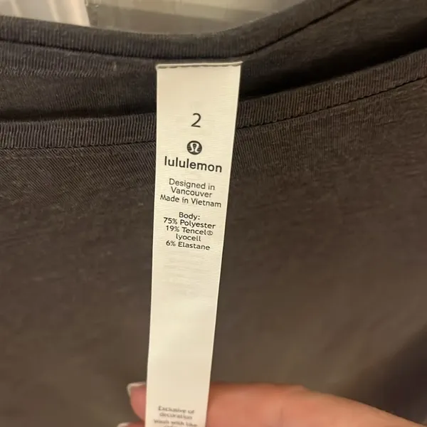 Lululemon long sleeve top - Image 5