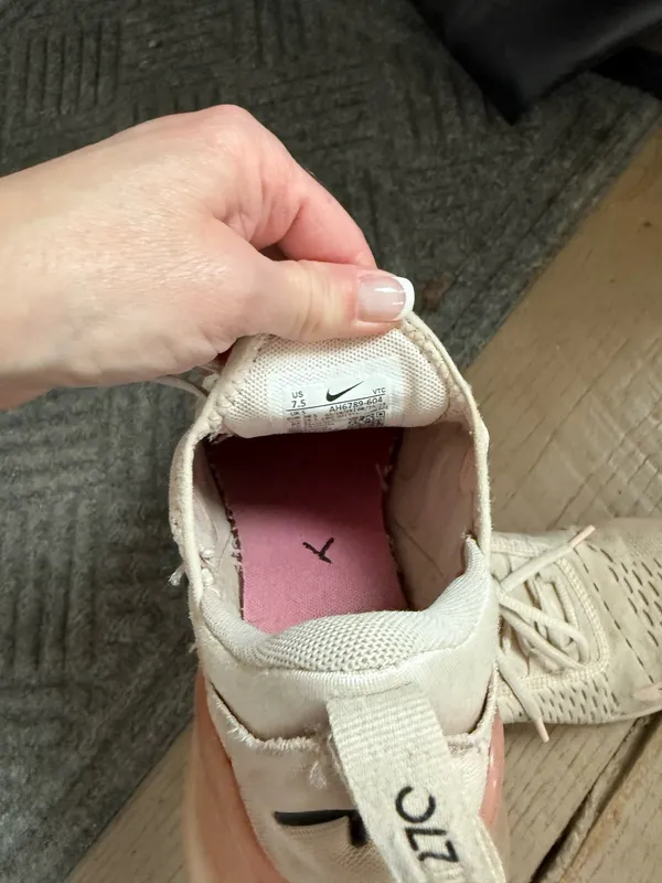 Nike 270 Air - Image 2