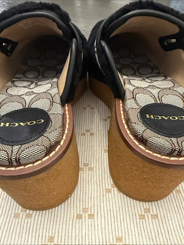 Coach Black Shearling Dylan Signature Buckle Platform Clogs Mules Size 7 NWOT‎ - Image 9