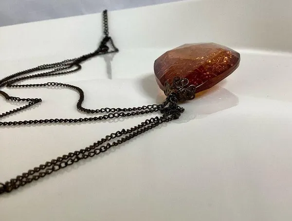 Large Faceted Drop Necklace Brown - Image 4
