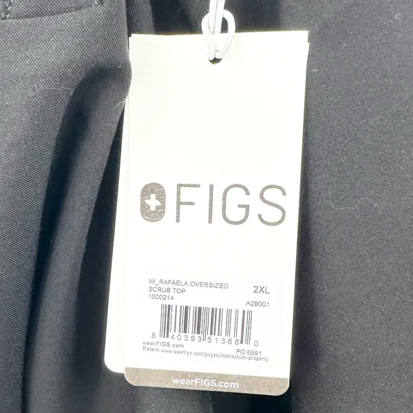 FIGS Women's Rafaela Oversized Scrub‎ Top Black NEW Technical Collection. - Image 7