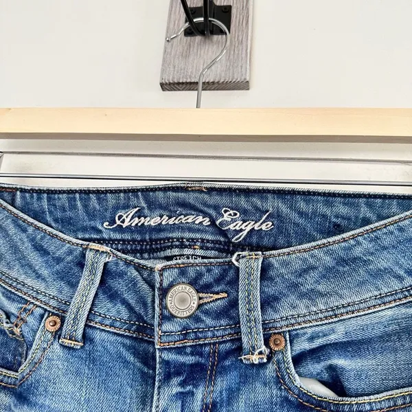 American Eagle Women’s 2 Short Slim Boot Y2K 2000s Jeans - Image 2