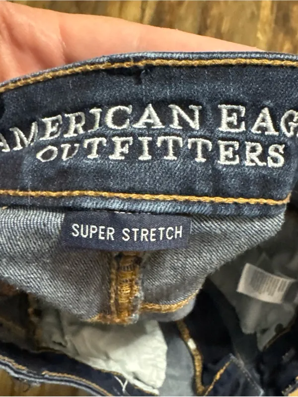American Eagle Midi Super Stretch Cutoff Jean Shorts Women’s Size 12 - Image 6