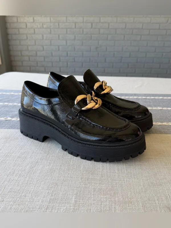 Steve Madden Malvern Chunky Platform Loafers Lug Sole Black Size 8.5 Gold Chain - Image 2