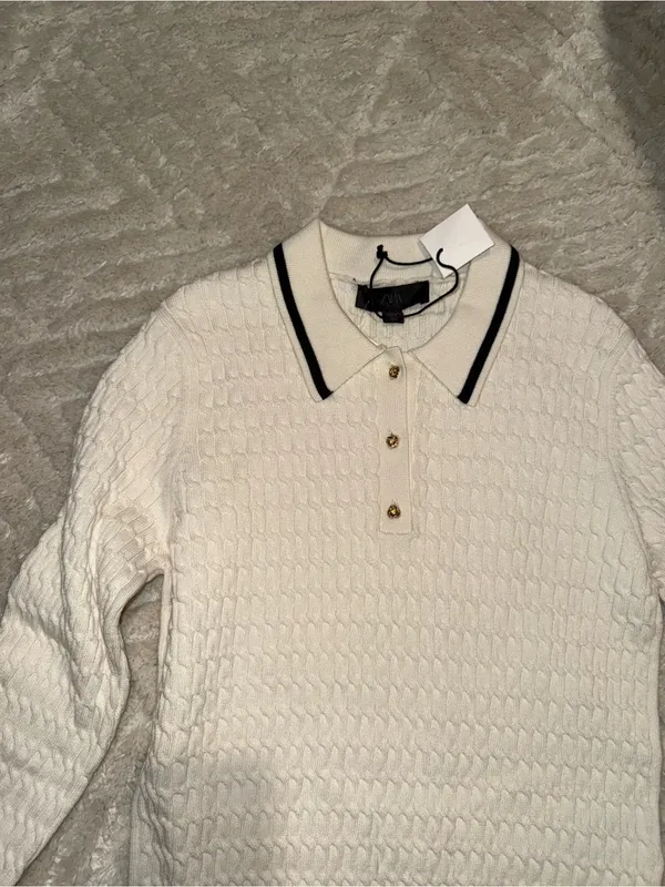 NWOT Zara Cream Knit V-Neck Polo Sweater with Black Trim - Image 2