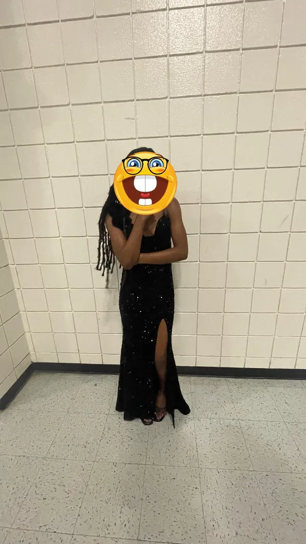 Black maxi dress featuring a slit. - Image 5