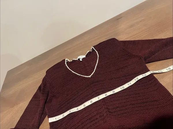 Reiss Brown V-Neck Sweater with White Trim Sz S - Image 5