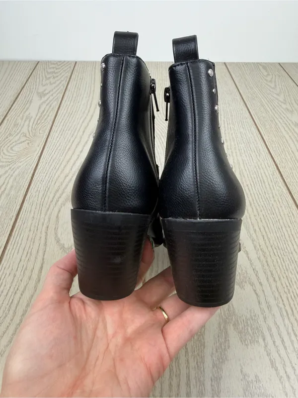 Sun + Stone Women's Indianaa Studded Western Block Heel Booties 5.5 Black Smooth - Image 7