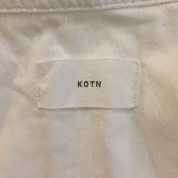 Kotn women’s white button up long sleeve small - Image 6